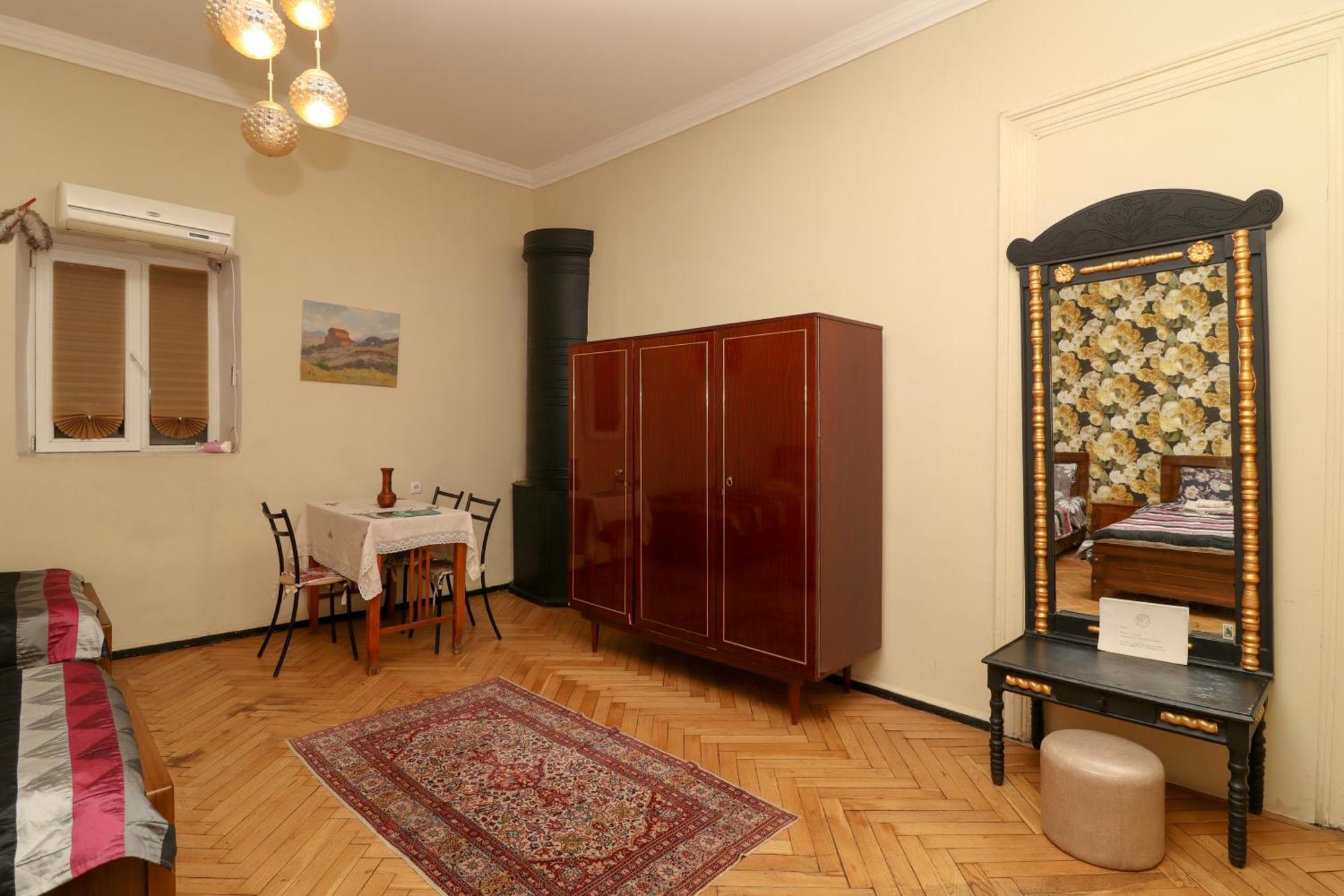 Leon Rooms تبليسي المظهر الخارجي الصورة